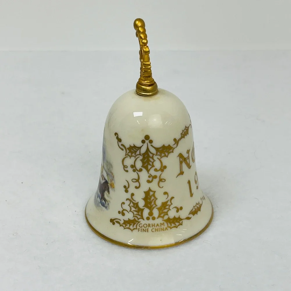 Gorham Fine China Noel 1976 Christmas Bell Winter Sleigh Scene Gold Trim Vintage